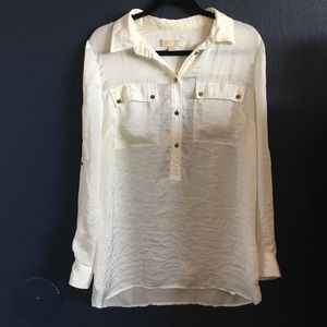 •Michael Kors Pearl Blouse•